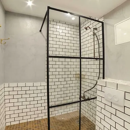 Apartment Flaat- Eiffel Tower